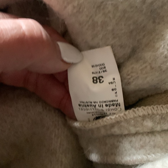 Vtg Giesswein Oatmeal beige button down wool sweater jacket home garden sz M - Picture 8 of 8